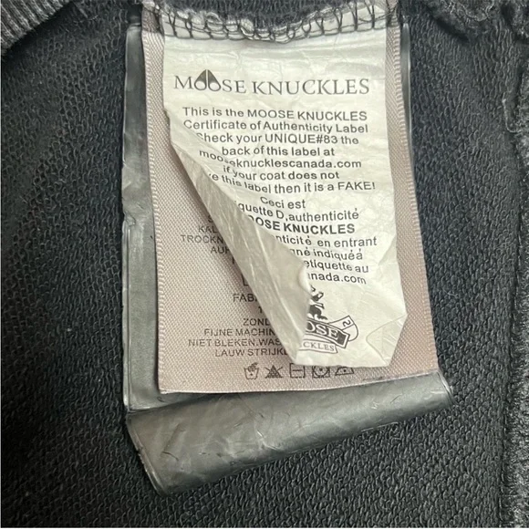 Moose Knuckles Logo Sweatshirt in Black - Picture 8 of 9